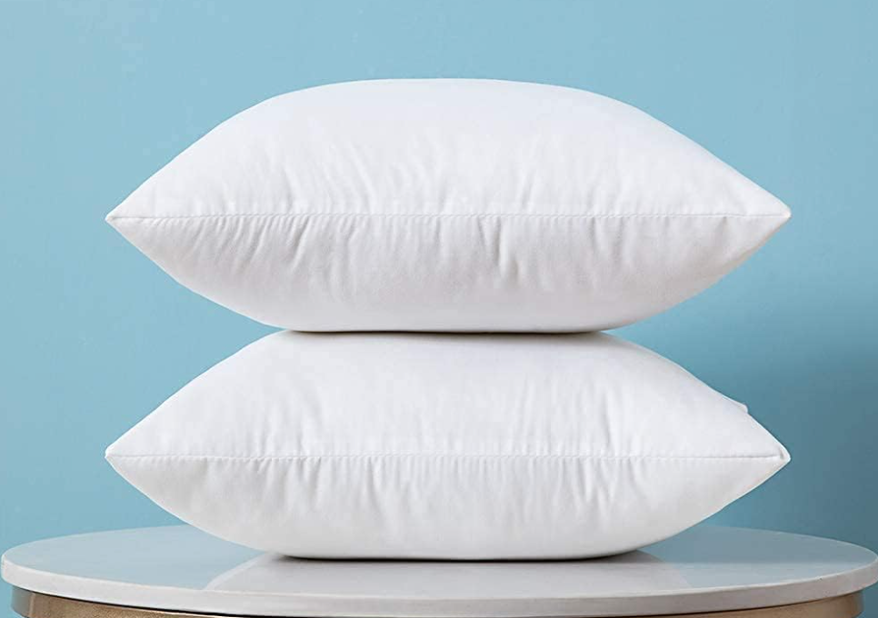 כרית נוי לבנה | MORA Soft Pillow