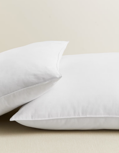 כרית נוי לבנה | MORA Soft Pillow